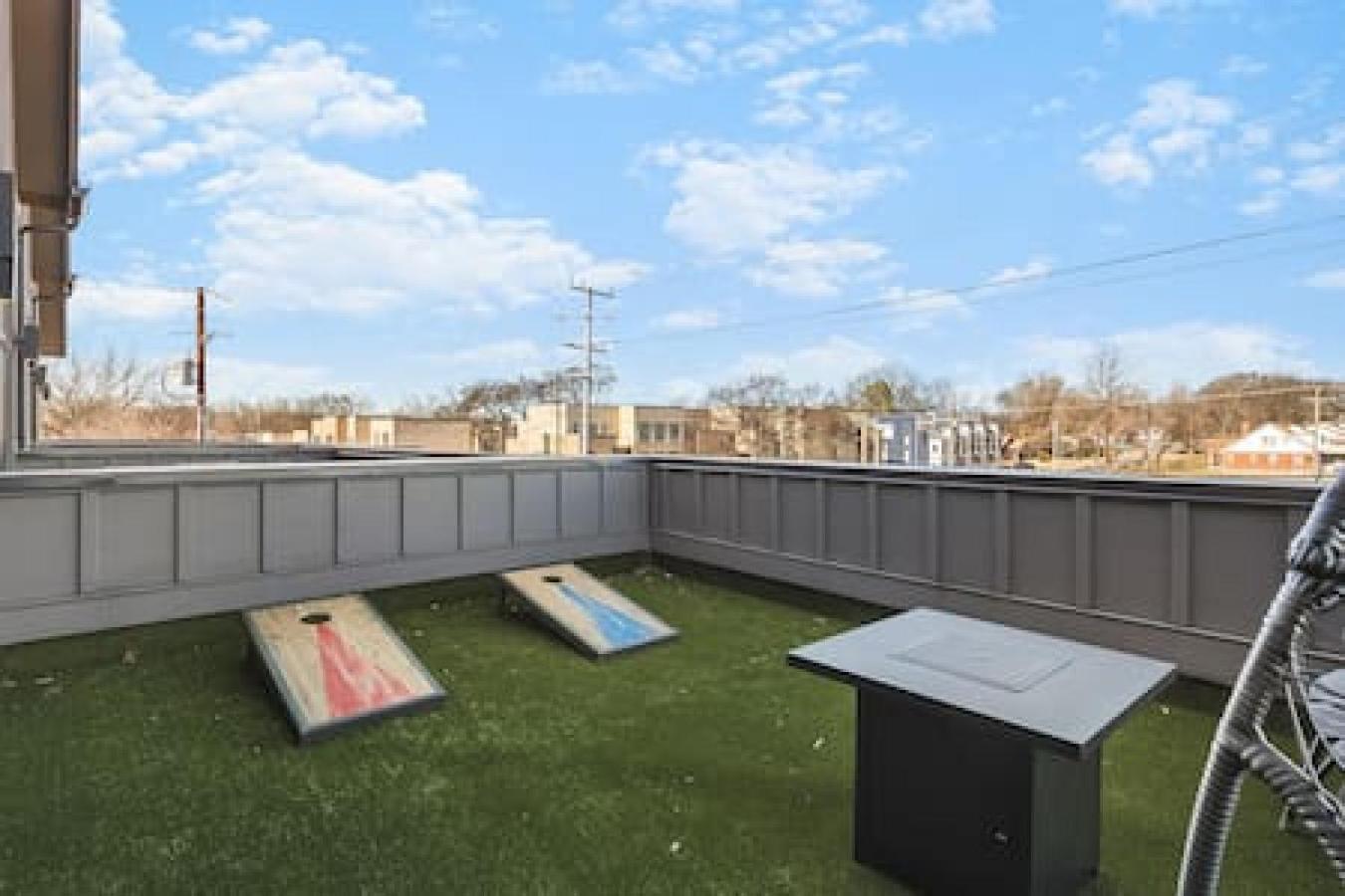 Spacious Home With Large Patio Rooftop Deck And Garage Nashville Extérieur photo